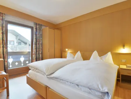 Appartement Ardoney – Campitello, vue montagnes, ski à 1,3 km : photo 9