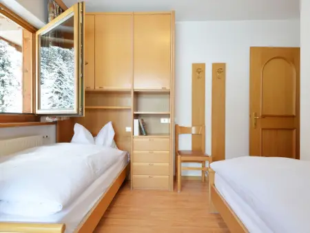 Appartement Ardoney – Campitello, vue montagnes, ski à 1,3 km : photo 10