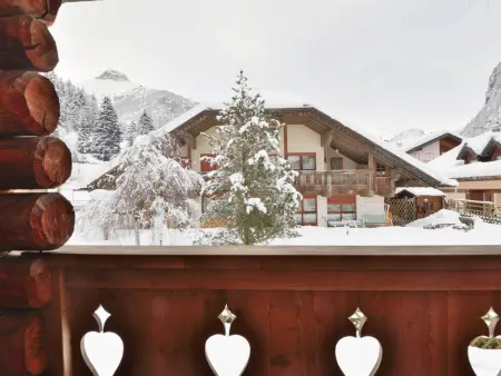 Appartement Ardoney – Campitello, vue montagnes, ski à 1,3 km : photo 20