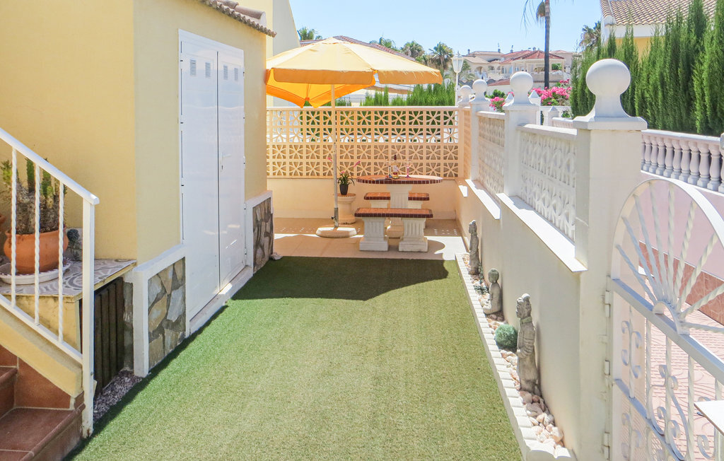 Maison jumelée Quesada avec piscine partagée - Photo 10