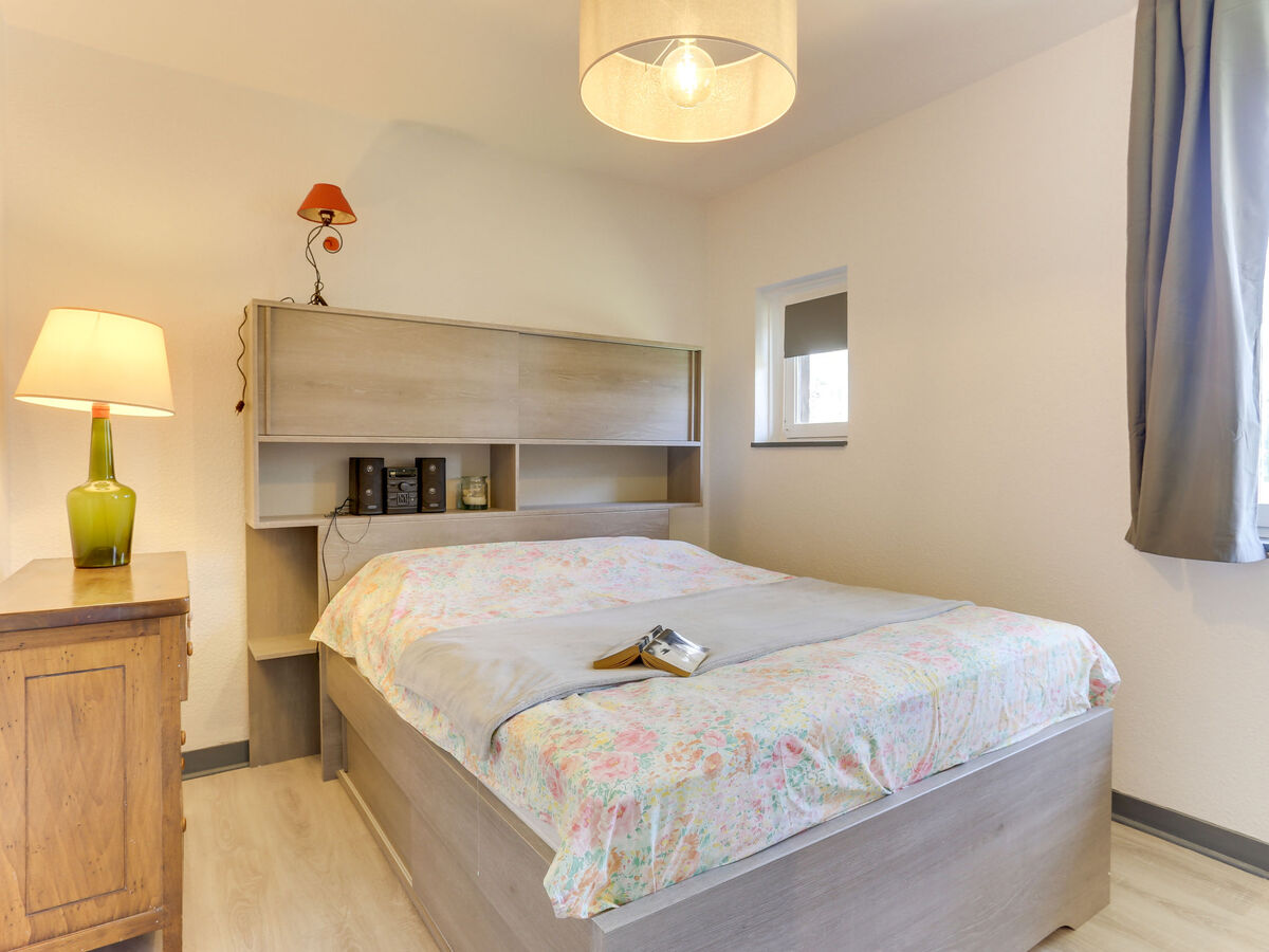 Appartement rénové aux Hauts de Deauville, vue jardin - Photo 4
