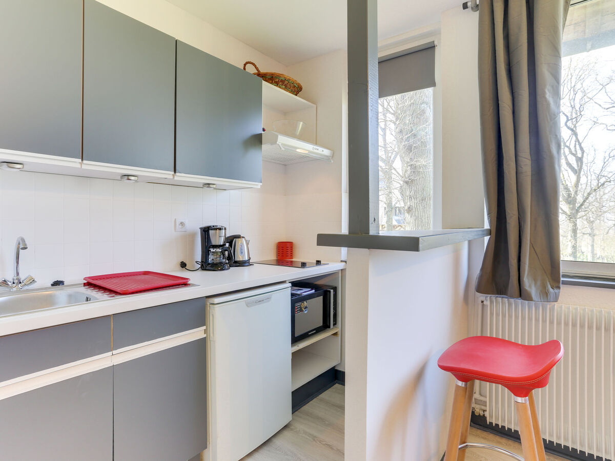 Appartement rénové aux Hauts de Deauville, vue jardin - Photo 5