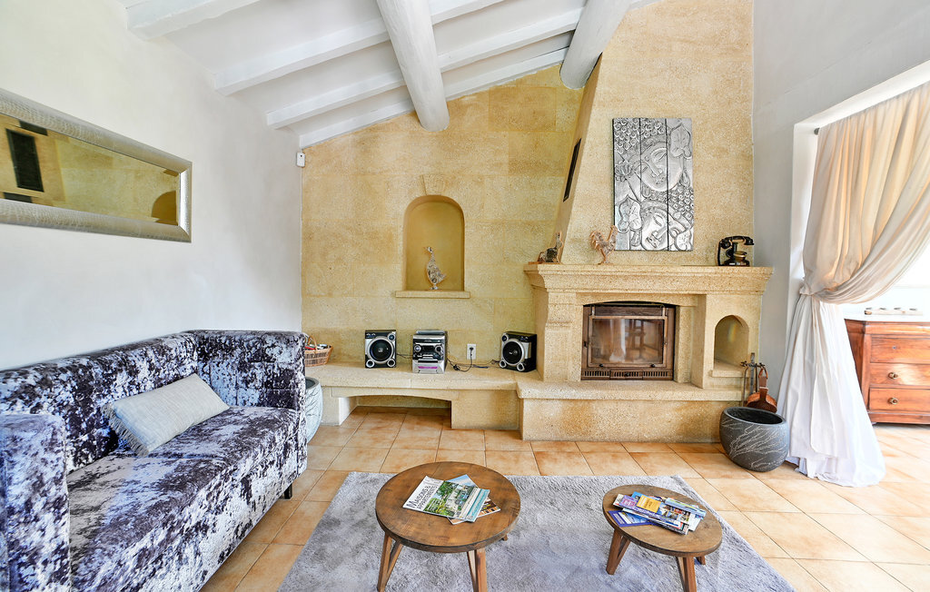 Mas provençal avec piscine privée à Vallabrègues - Photo 3