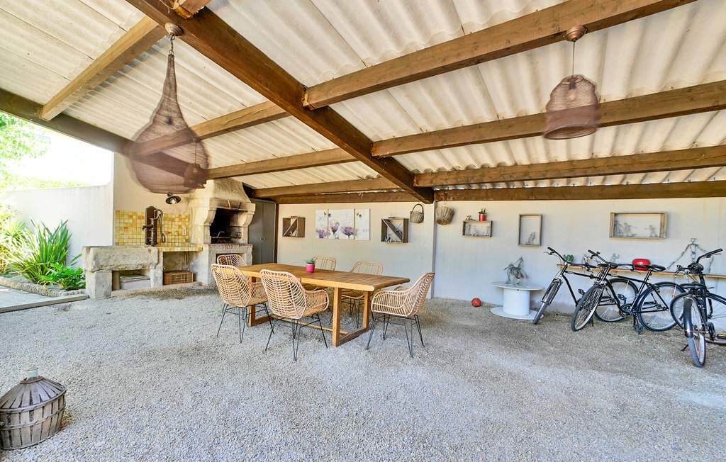 Mas provençal avec piscine privée à Vallabrègues - Photo 7