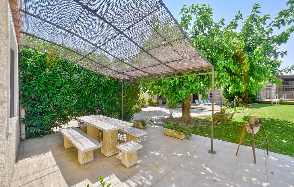 Mas provençal avec piscine privée à Vallabrègues - Photo 14