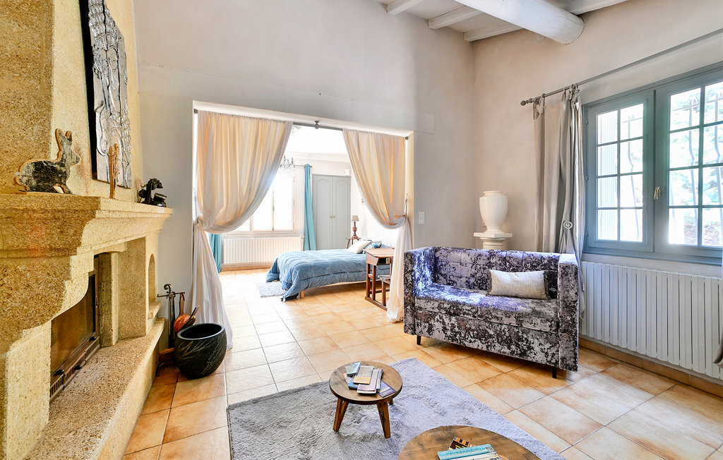 Mas provençal avec piscine privée à Vallabrègues - Photo 22