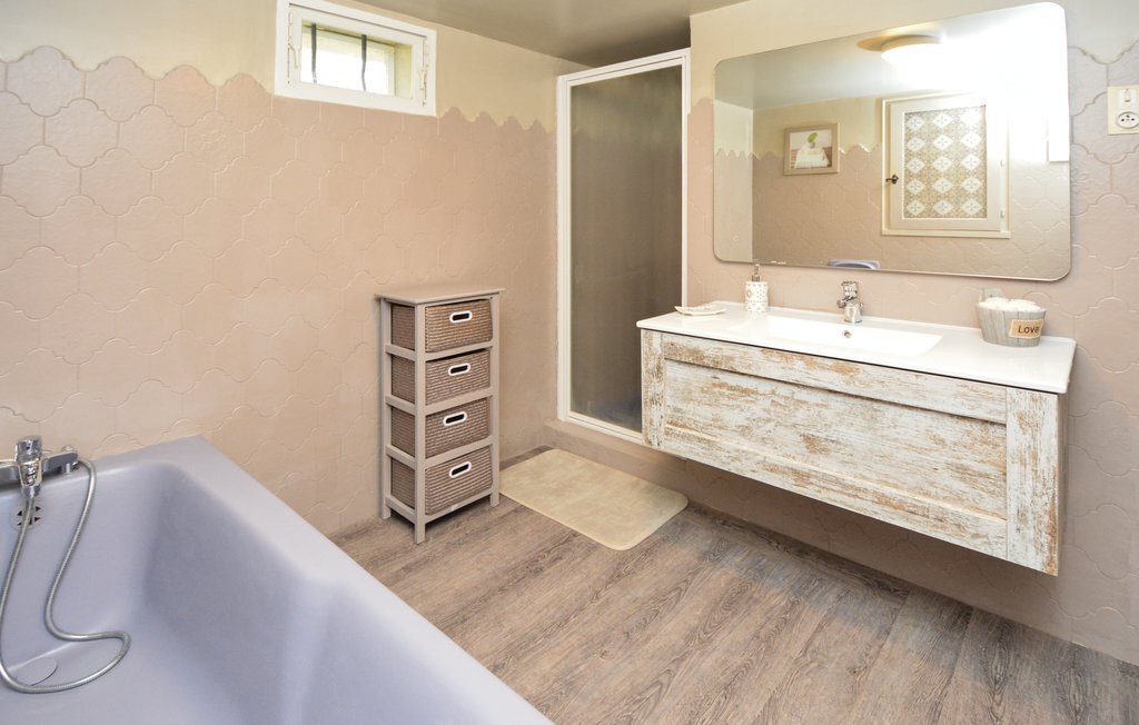 Mas provençal avec piscine privée à Vallabrègues - Photo 37
