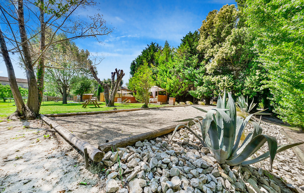 Mas provençal avec piscine privée à Vallabrègues - Photo 41