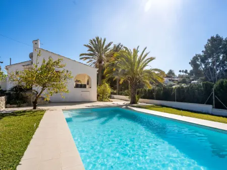 Villa Aurelie – Javea, piscine 4×10 m, jardin 1 000 m² : photo 15