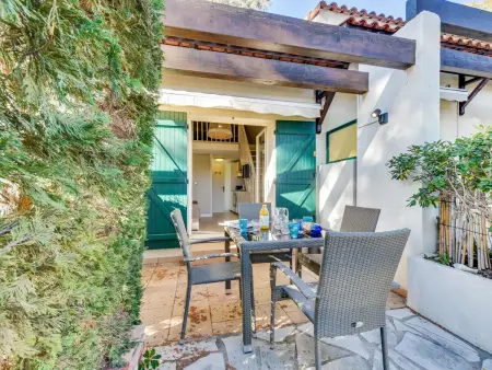 Location appartement à Cavalaire, Mas de la Plage