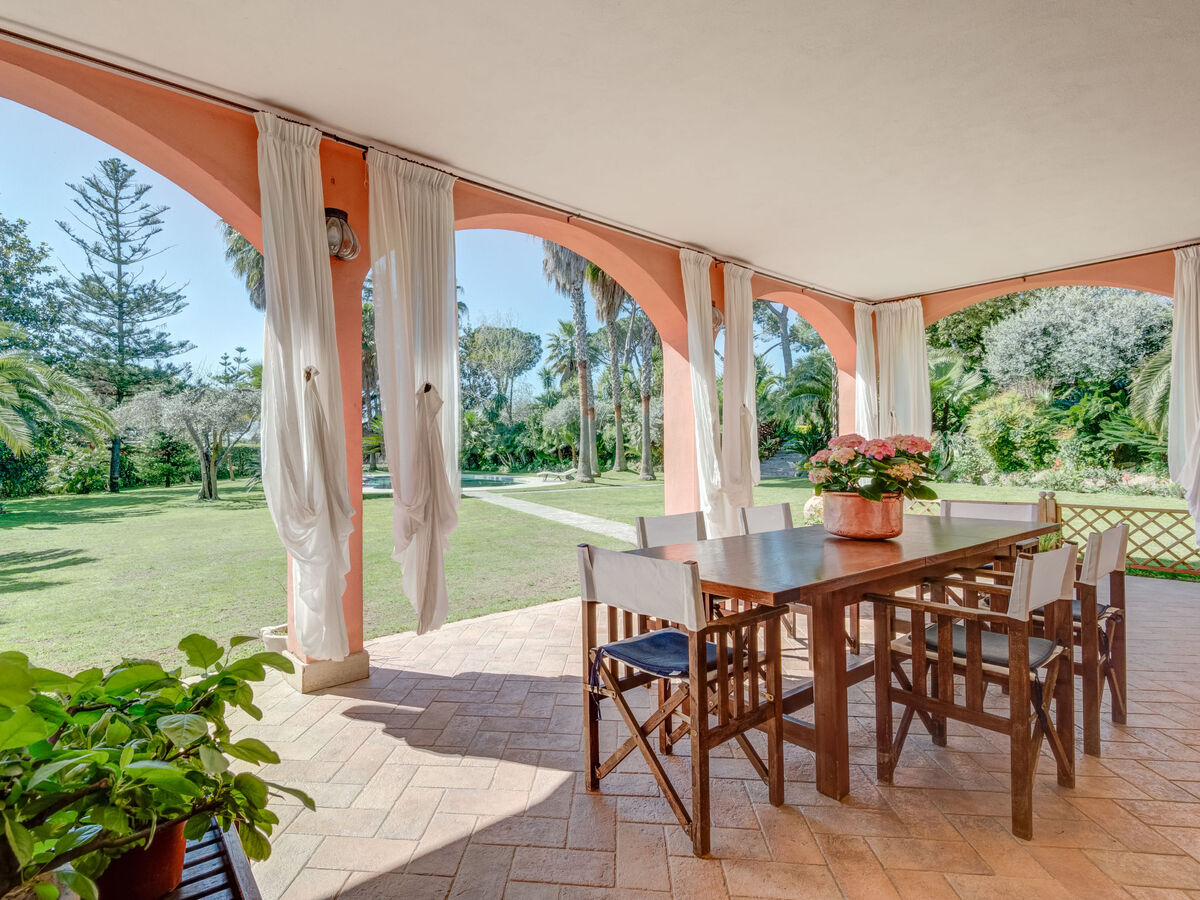 Villa Giulia Rome - 8 pers., piscine 22x8m, 8000 m2 - Photo 2