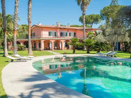 Location villa à Rome, Giulia