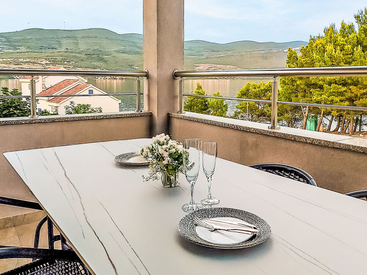 Sea Front Villa Lucija - Maison 256 m² avec piscine - Photo 17
