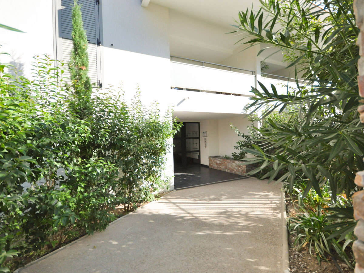 79 Bay : Appartement 2 ch, terrasse 9 m² à Cavalaire - Photo 16