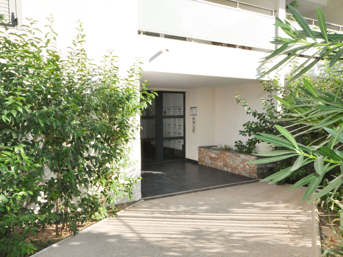 79 Bay : Appartement 2 ch, terrasse 9 m² à Cavalaire - Photo 17