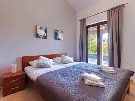 Maison Ema avec piscine privée à Nova Vas : photo 3