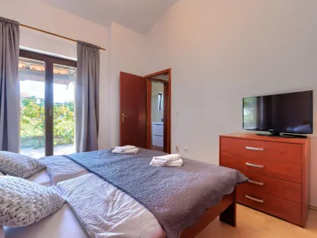 Maison Ema avec piscine privée à Nova Vas : photo 15
