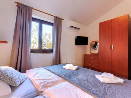 Maison Ema avec piscine privée à Nova Vas : photo 18