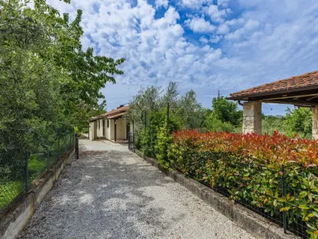Maison Ema avec piscine privée à Nova Vas : photo 27