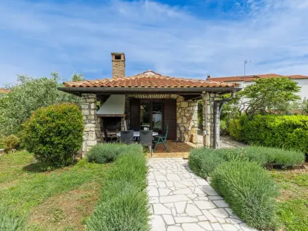 Maison Ema avec piscine privée à Nova Vas : photo 33