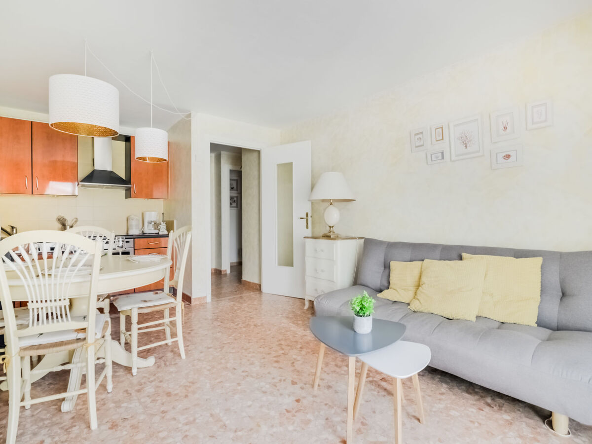 Reine Astrid – Appartement Cannes, 20 m plage - Photo 10