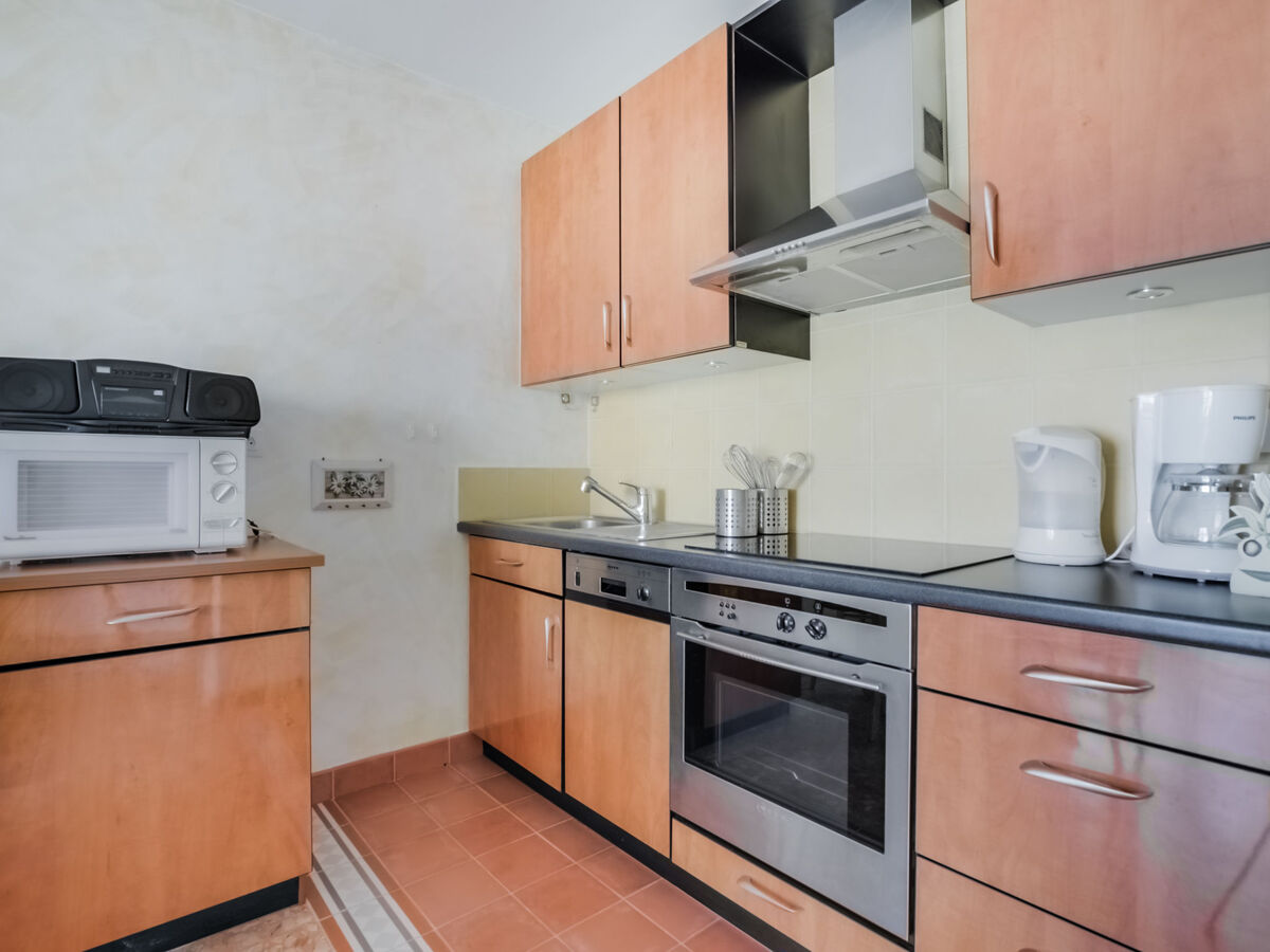 Reine Astrid – Appartement Cannes, 20 m plage - Photo 14