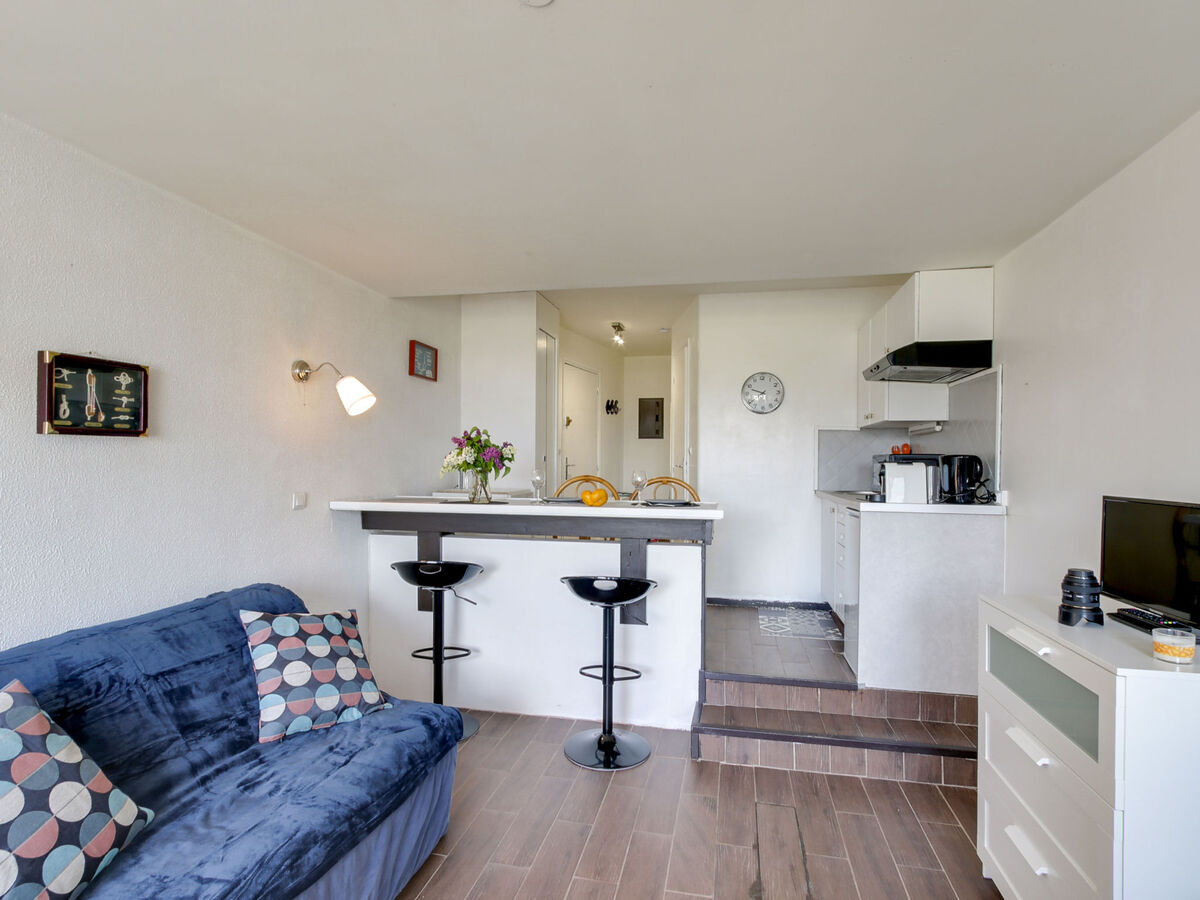 Studio vue mer avec balcon, résidence Les Marinas Deauville - Photo 2