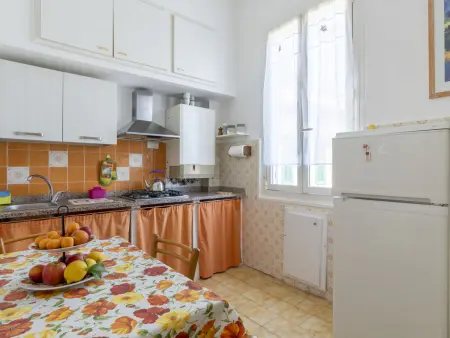 Casa Nives, appartement 3 pièces à Imperia : photo 2