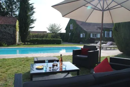 Villa Piscine Bourgogne 10 pers, Manoir à Charrin près de la Loire avec Piscine - Photo 5