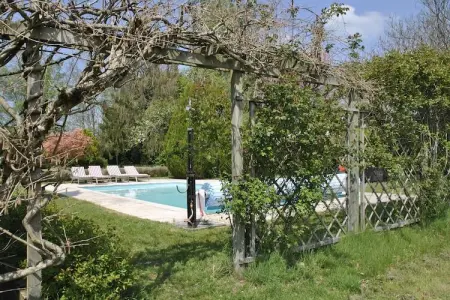 Villa Piscine Bourgogne 10 pers, Manoir à Charrin près de la Loire avec Piscine - Photo 8