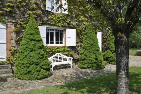 Villa Piscine Bourgogne 10 pers, Manoir à Charrin près de la Loire avec Piscine - Photo 23