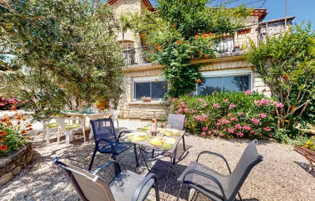 Appartement provençal 72 m² à Caromb, 2500 m² de parc : photo 8