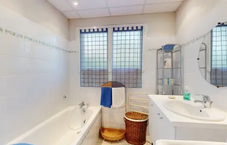 Appartement provençal 72 m² à Caromb, 2500 m² de parc : photo 22