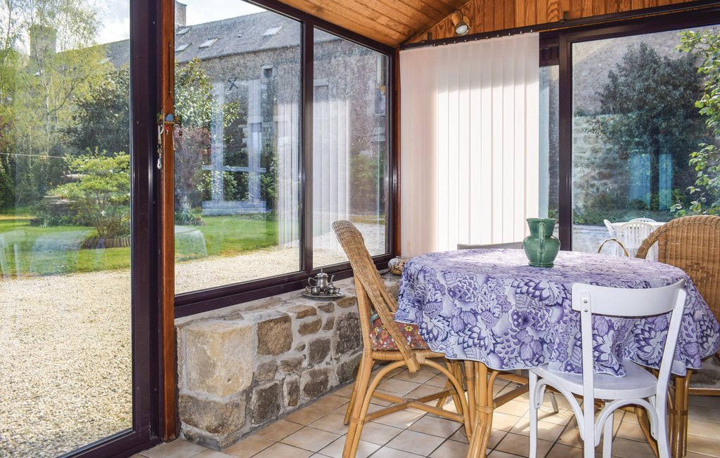 Maison rustique 7 pers. à 7 km de la plage, Plancoet - Photo 3