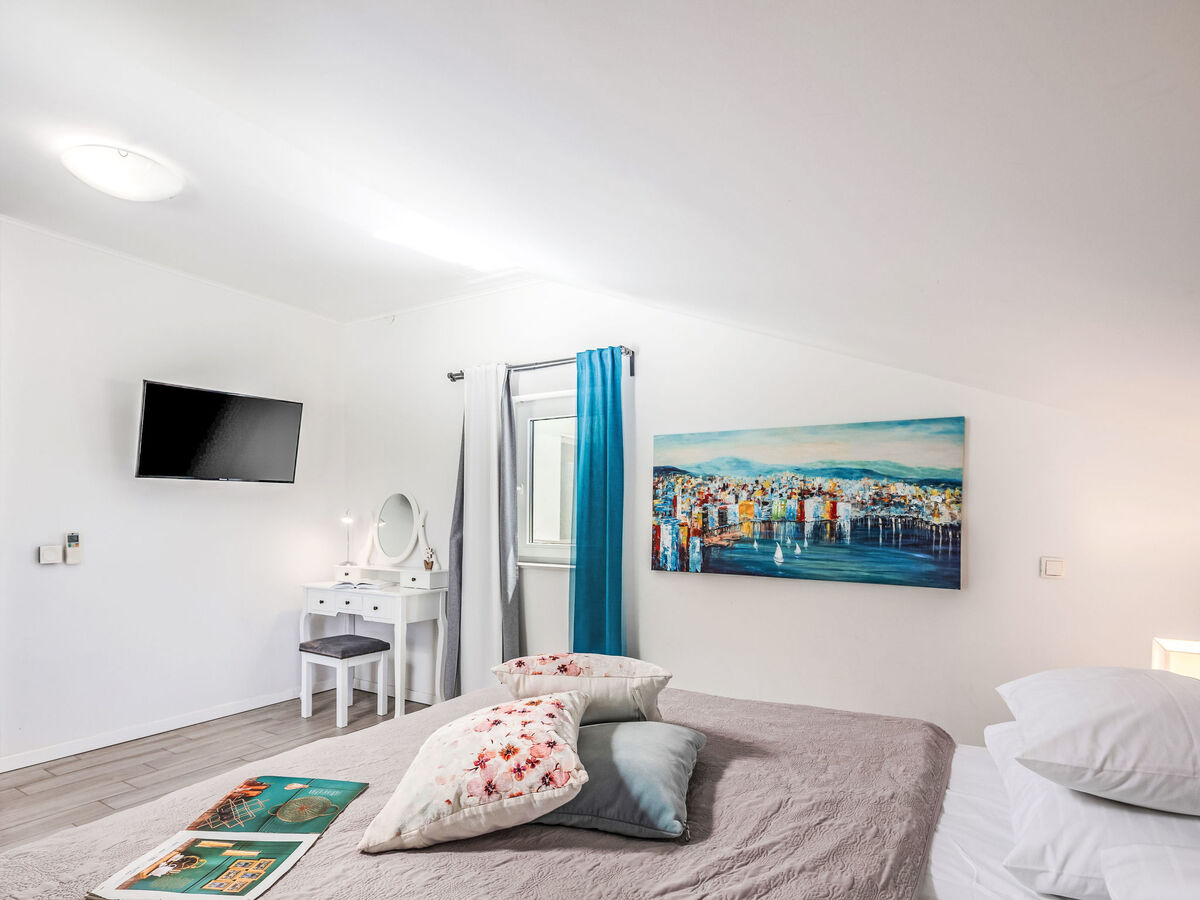 Manea - Maison 4 chambres avec piscine chauffée à Crikvenica - Photo 25