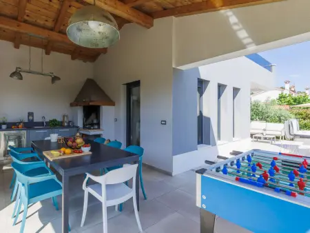 Grande, Villa 8 personnes à Poreč Tar - Photo 3