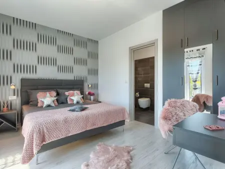 Villa Ella Premantura, piscine privée et vue sur la mer : photo 19