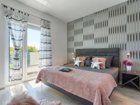 Villa Ella Premantura, piscine privée et vue sur la mer : photo 21