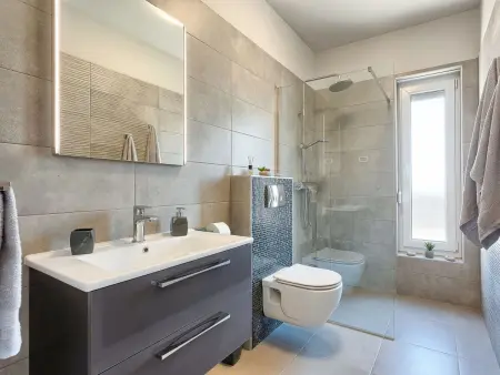 Villa Ella Premantura, piscine privée et vue sur la mer : photo 37