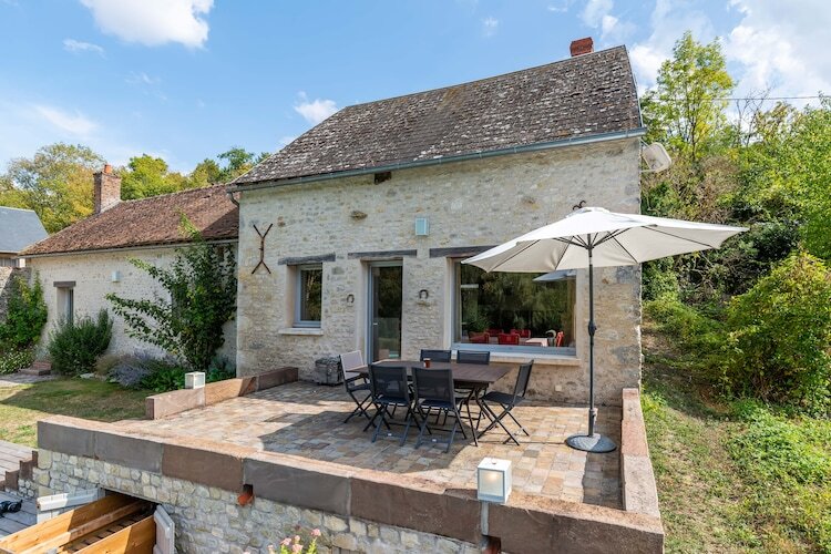 Ferme rurale avec piscine chauffée à Yèvre-la-Ville - Photo 1