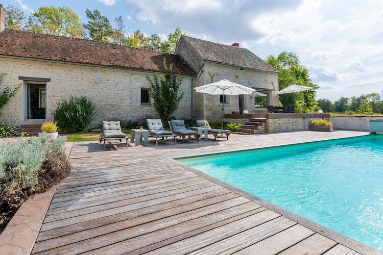 Ferme rurale avec piscine chauffée à Yèvre-la-Ville - Photo 2