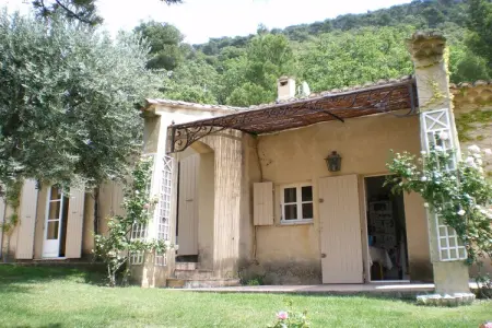 Location maison à Séguret, Maison de vacances ensoleillée en Provence