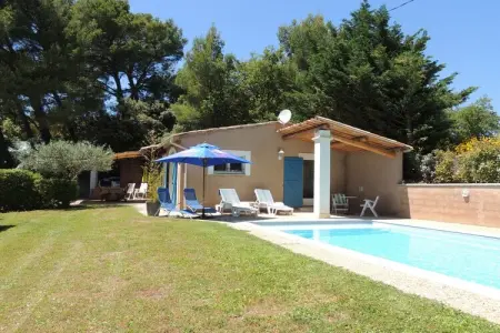 Location maison à Buisson, Maison à Buisson avec Piscine Privée