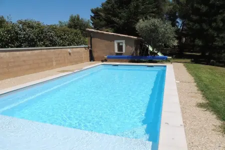La Queue du Loup – Maison avec piscine privée à Buisson : photo 9