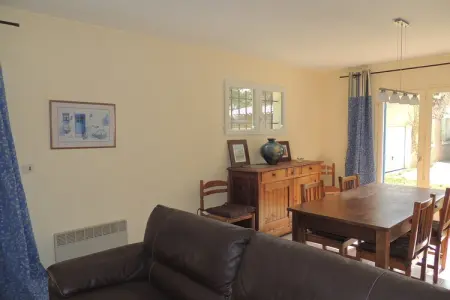 La Queue du Loup – Maison avec piscine privée à Buisson : photo 13