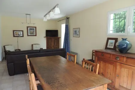 La Queue du Loup – Maison avec piscine privée à Buisson : photo 14