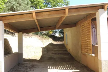 La Queue du Loup – Maison avec piscine privée à Buisson : photo 16