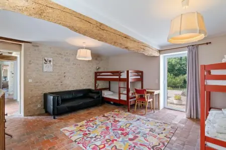 Ferme traditionnelle avec piscine chauffée, Yèvre-la-Ville : photo 20