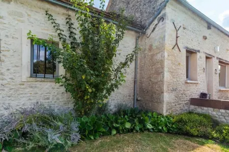 Ferme traditionnelle avec piscine chauffée, Yèvre-la-Ville : photo 27