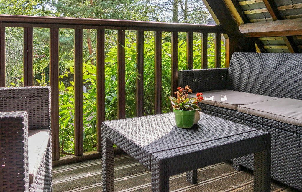 Appartement avec terrasse à Vasteville, jardin fleuri - Photo 3